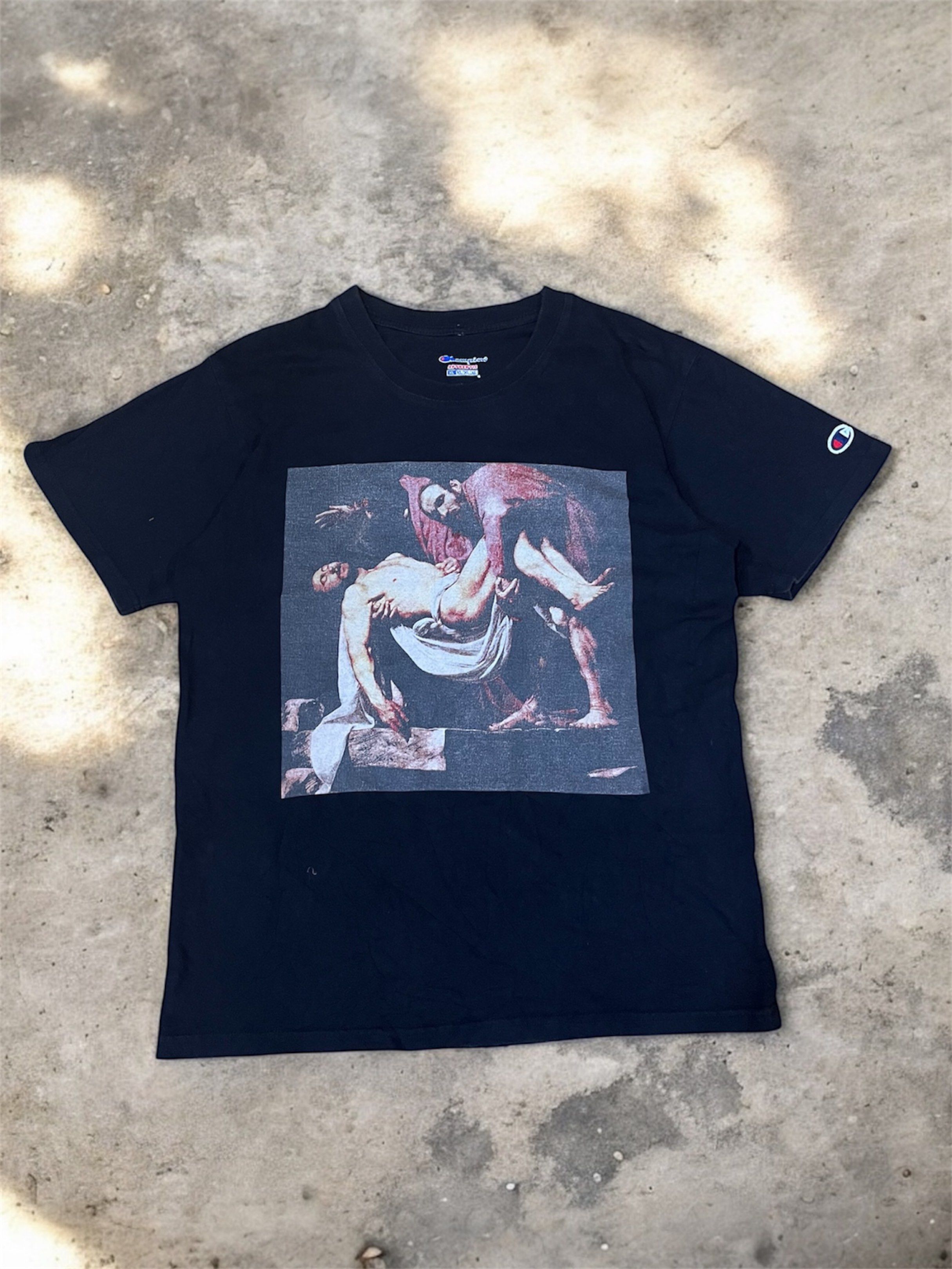 Champion x Pyrex (Category: Tshirts & Polo Shirts ) located in Baguio. Submitted by th.rift_shift (Listing ID 1417648647, Image 1). Description: Champion x Pyrex x Virgil Abloh Good condition Crackprints DM for more details Size XL 27.5x20 Buyer will shoulder sf DM DM DM.