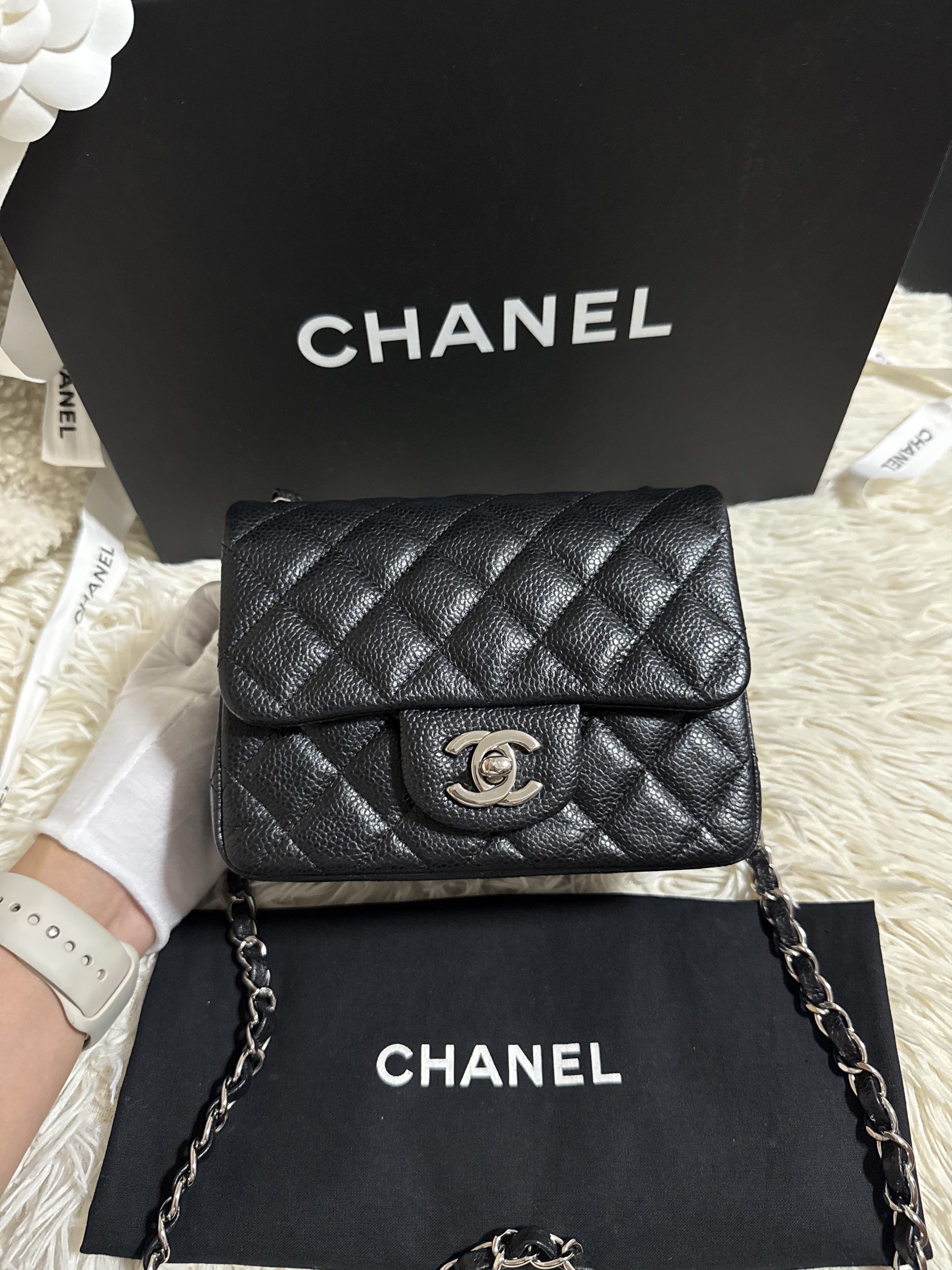 Chanel Mini Square Flap Black Caviar (Category: Luxury Bags & Wallets) located in Manila. Submitted by ccluxuryy (Listing ID 1417799801, Image 2). Description: Chanel Mini Classic Square Flap Black Caviar Leather SHW Rare piece Series 16 Good condition, no rubs Comes complete with Entrupy (no receipt) P235k only Location: Merville, Paranaque Meet up: MOA, DLSU, Newport, Greenbelt, BGC Delivery: Grab, Lalamove or LBC Guaranteed authentic or money 