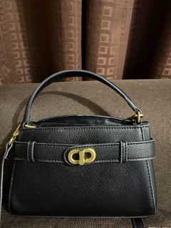 (Category: ) located in . Submitted by zaaspreloved (Listing ID 1417749709, Image 1). Description: .