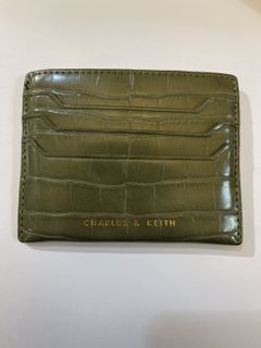 （分類：）位於 。 由 littlesnakee 提交（商品編號 1417662470，圖片 1）。簡介： 。
