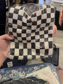 (Category: ) located in . Submitted by urlocalsteals (Listing ID 1417711115, Image 1). Description: .