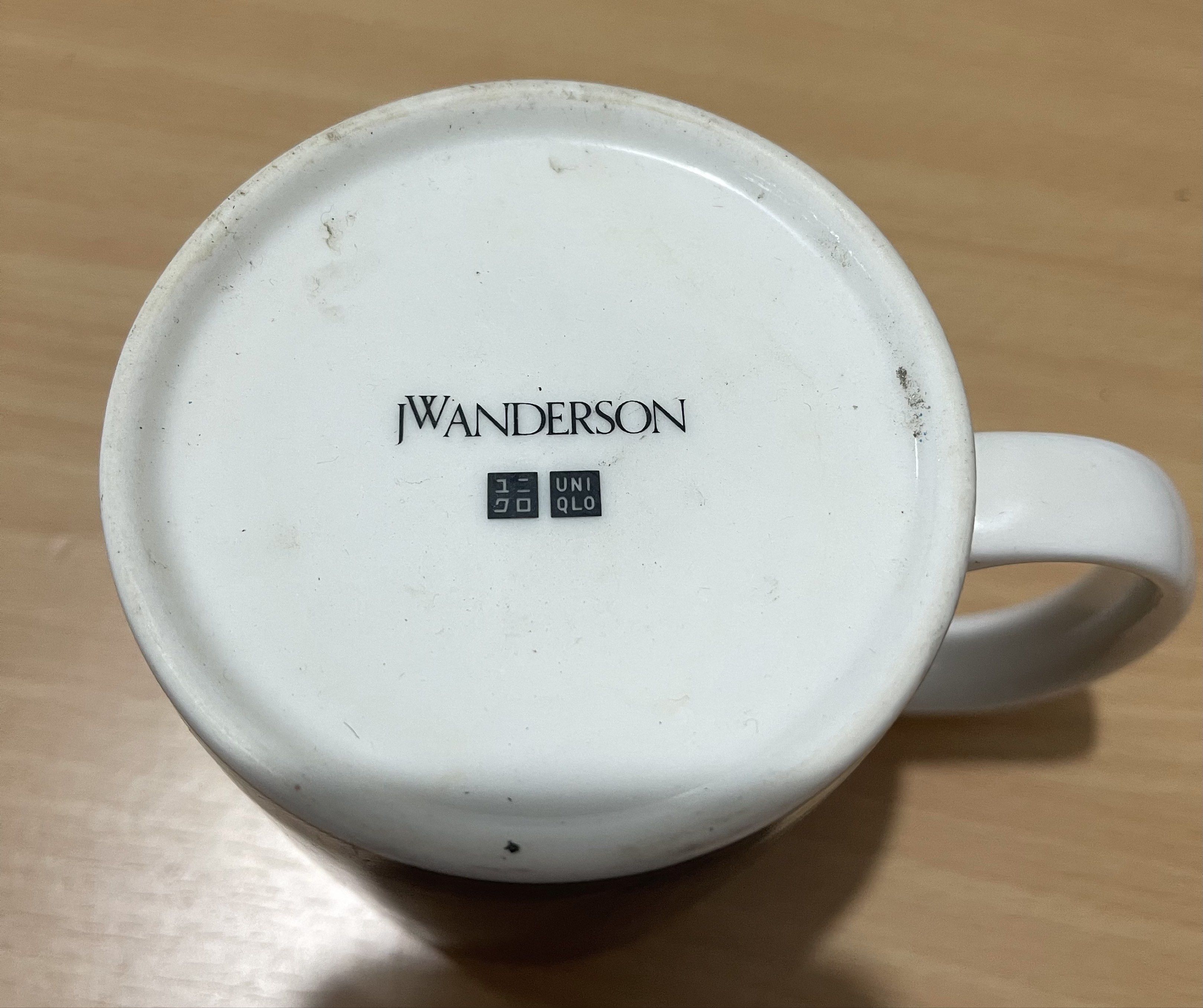 Coffe Mug UNIQLo (Category: Coffee & Tea Tableware) located in San Fernando. Submitted by japansurpluselyu (Listing ID 1417630981, Image 3). Description: .