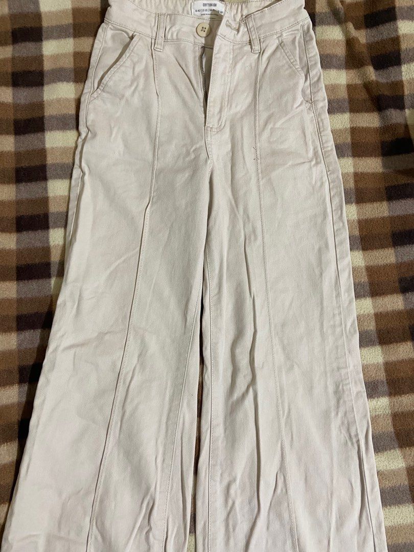 Cotton on Parker Highwaisted Pants (Category: Other Bottoms) located in Daraga. Submitted by jen.nini (Listing ID 1417627987, Image 2). Description: small stains on the lower part .