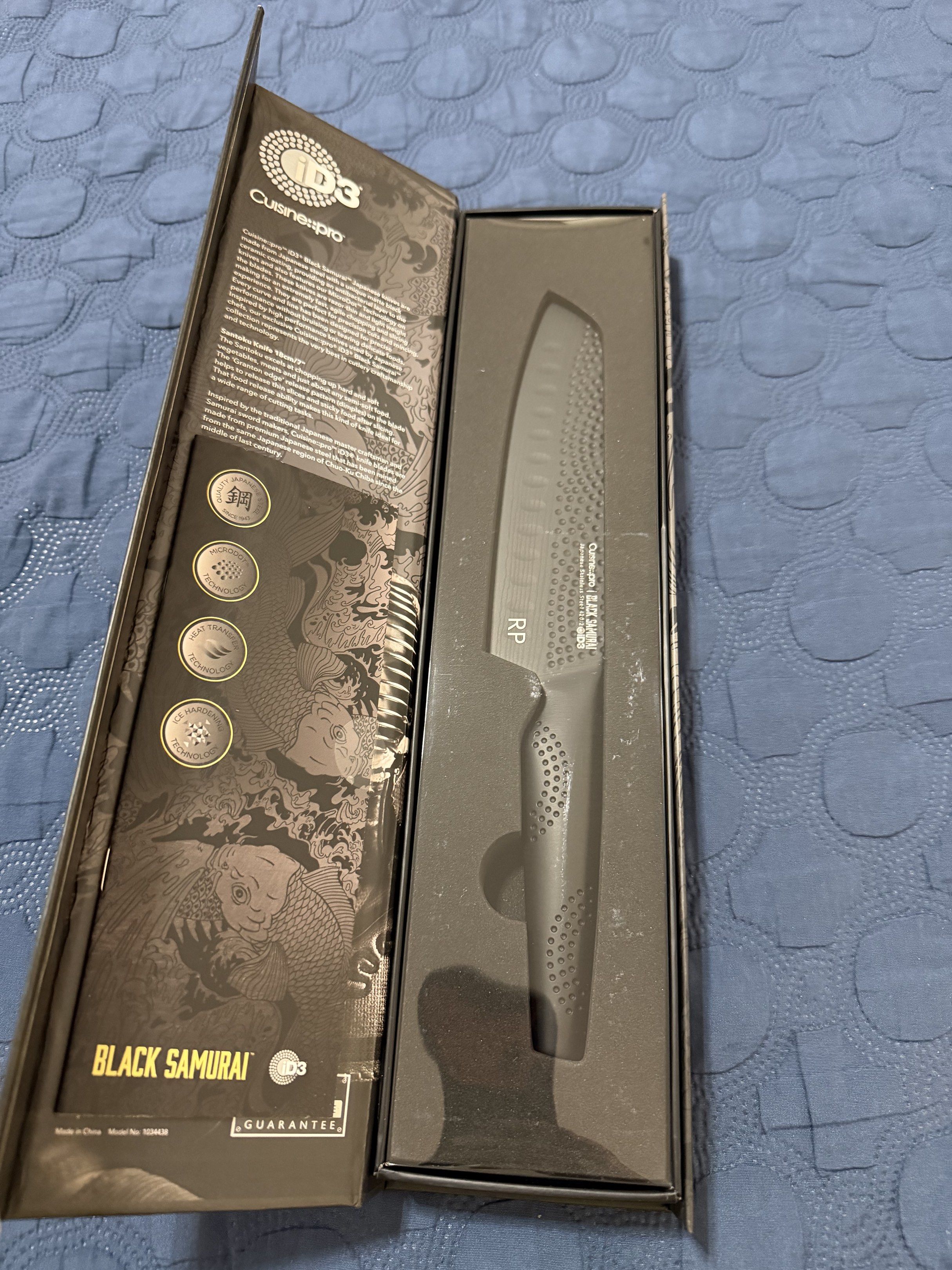 Cuisine Pro iD3 Black Samurai Santoku Knife (Category: Knives & Chopping Boards) located in Mandaluyong City. Submitted by jim.dc (Listing ID 1417639920, Image 2). Description: 18cm / 7”.