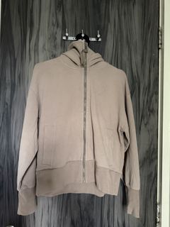 (Category: ) located in . Submitted by thisyardsale (Listing ID 1417713235, Image 1). Description: .