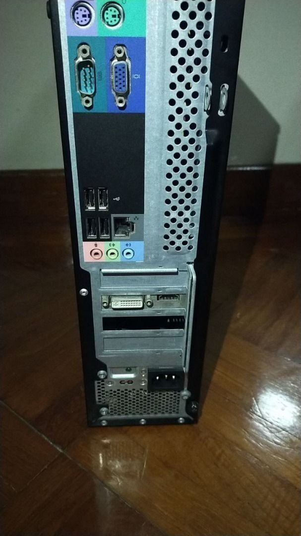 Dell Vostro 220s Desktop Computer65561099229314111