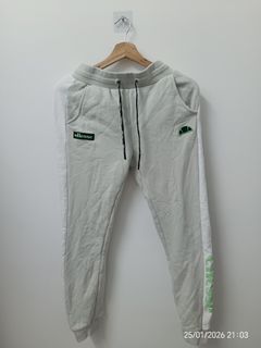 (Category: ) located in . Submitted by wansssthriftstore (Listing ID 1417790202, Image 1). Description: .