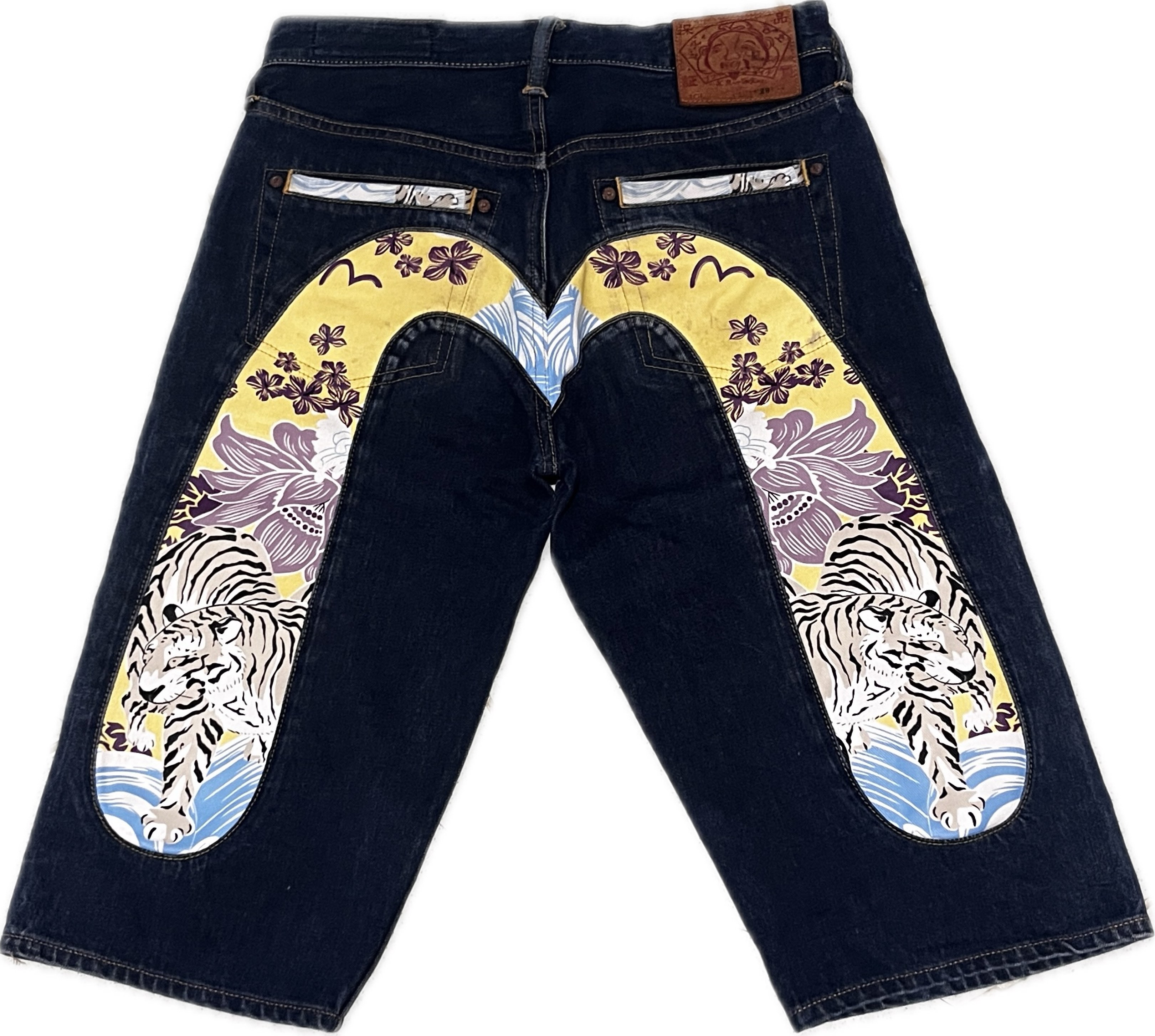 Evisu Daicock Selvedge (Auth), Men's Fashion, Bottoms, Shorts on Carousell