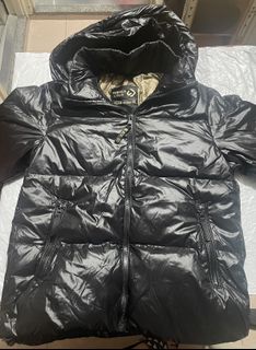 （分類：）位於 。 由 silverwolf-7df2 提交（商品編號 1417639322，圖片 1）。簡介： 。