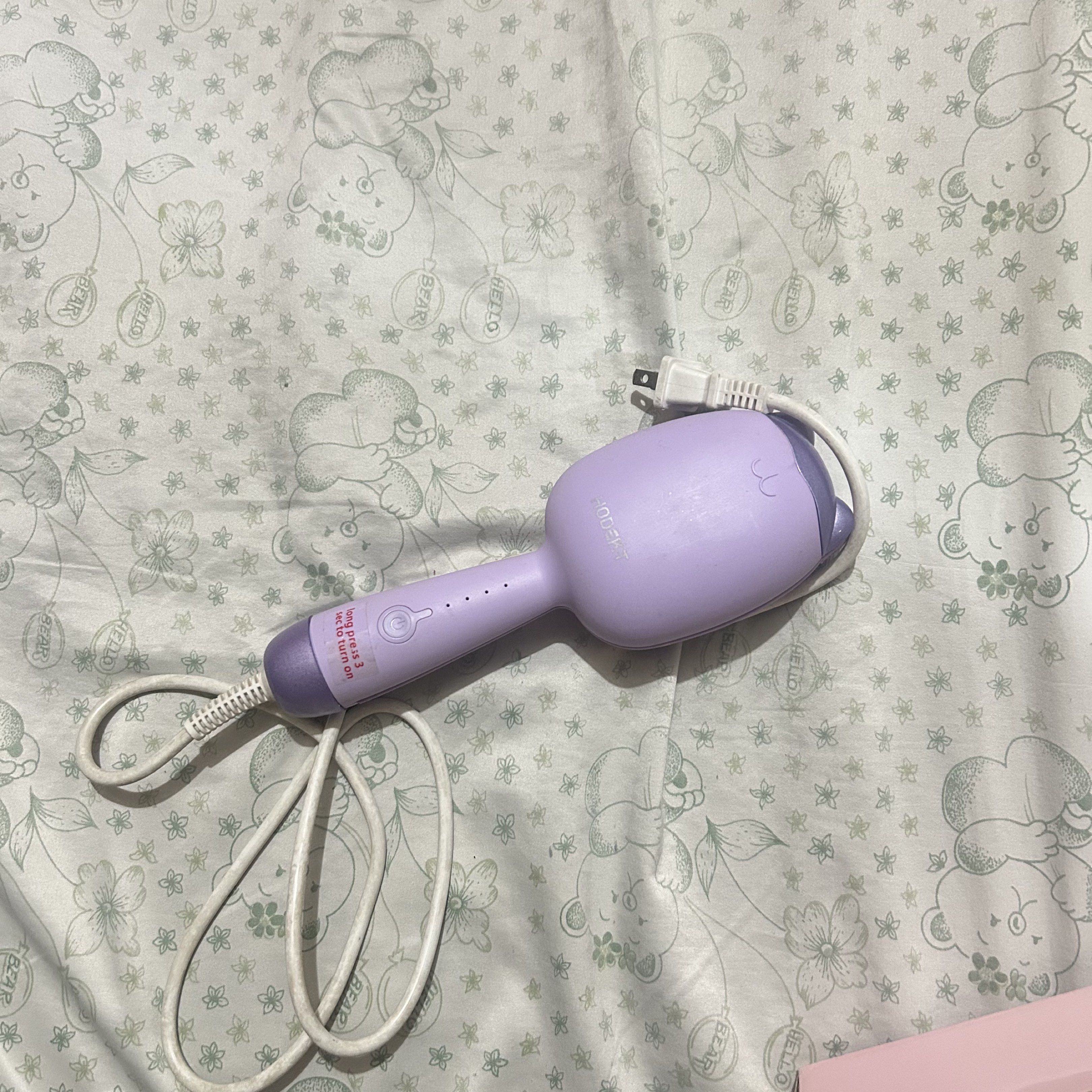 HODEKT Wave Curling Iron Egg Roll Stick (Category: Hair) located in Caloocan City. Submitted by sachinagi (Listing ID 1417714664, Image 1). Description: HODEKT Egg Roll Stick.