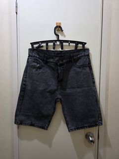 (Category: ) located in . Submitted by lpb16 (Listing ID 1417729333, Image 1). Description: .