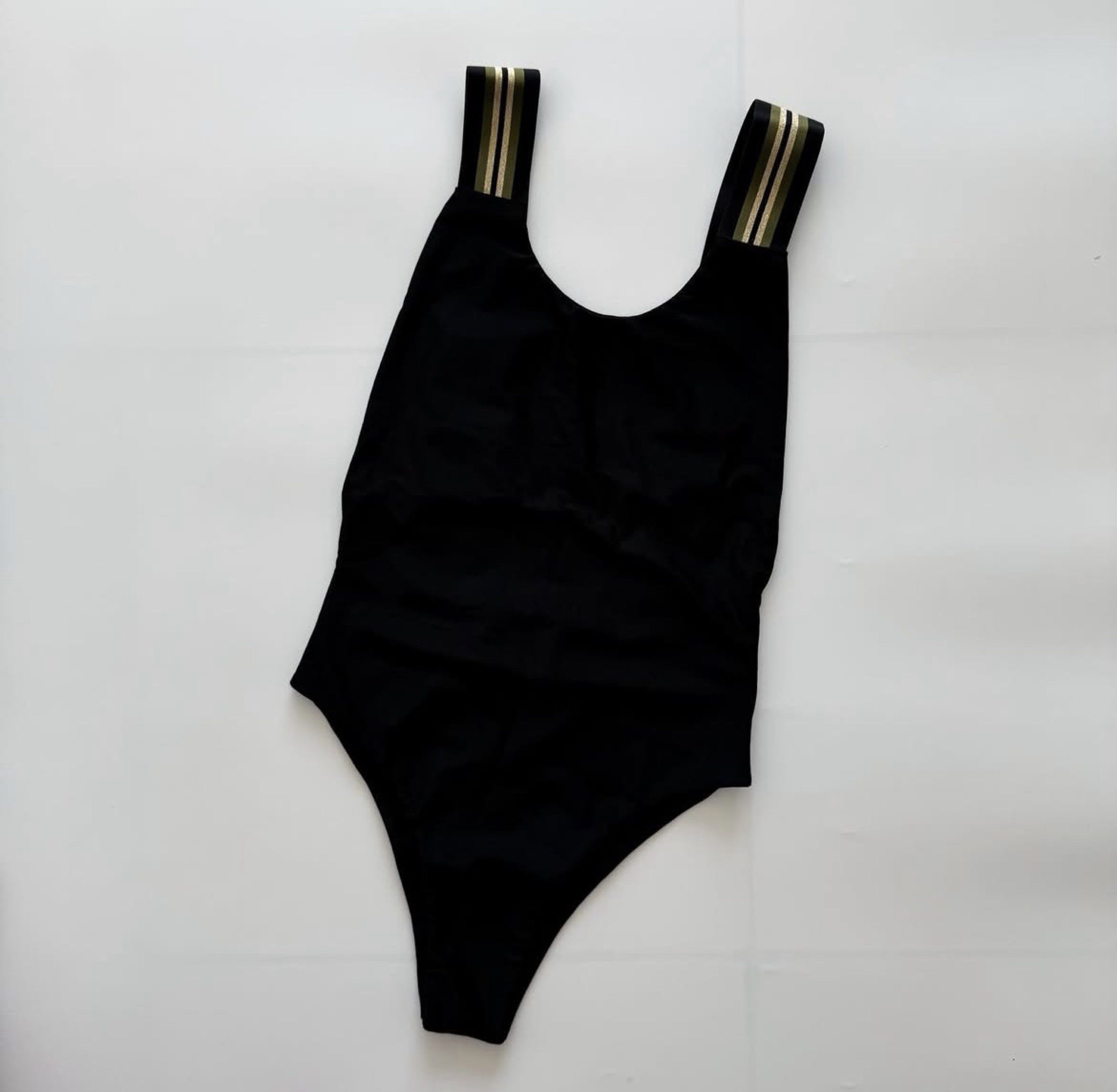 Kulani Kinis One Piece Sideboob Bikini (Category: Bikinis & Swimsuits) located in Cebu City. Submitted by mendycloset (Listing ID 1417705184, Image 1). Description: Non-padded .