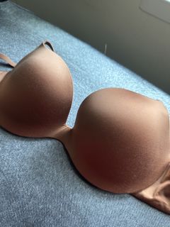 (Category: ) located in . Submitted by baredolly (Listing ID 1417701756, Image 1). Description: .