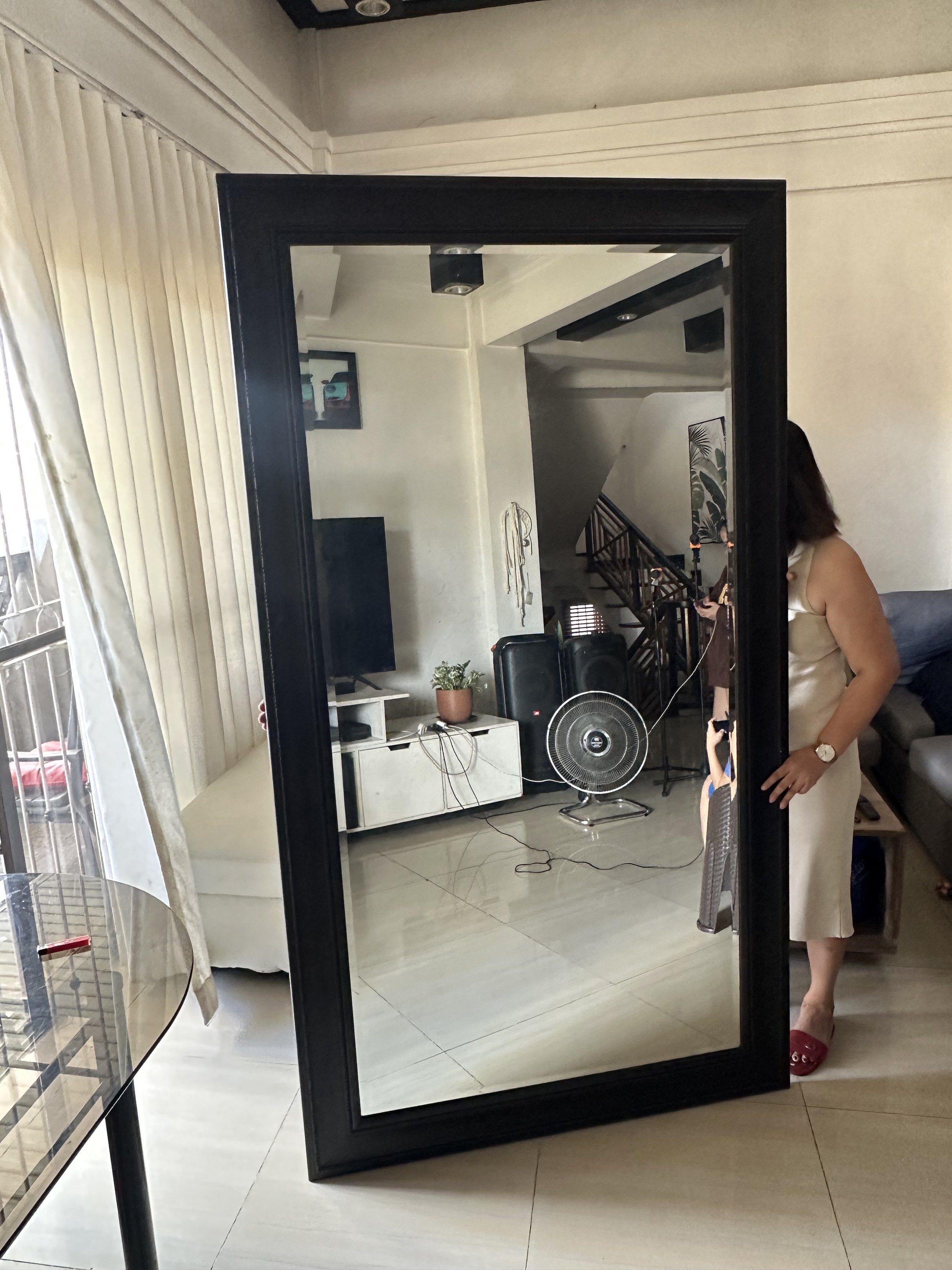 Large Black Framed Mirror (Category: Mirrors) located in Quezon City. Submitted by kimmana (Listing ID 1417604316, Image 3). Description: 80 x 44 1/2 inches - Full-length rectangular mirror - Black frame with decorative edge - Suitable for living room or bedroom.