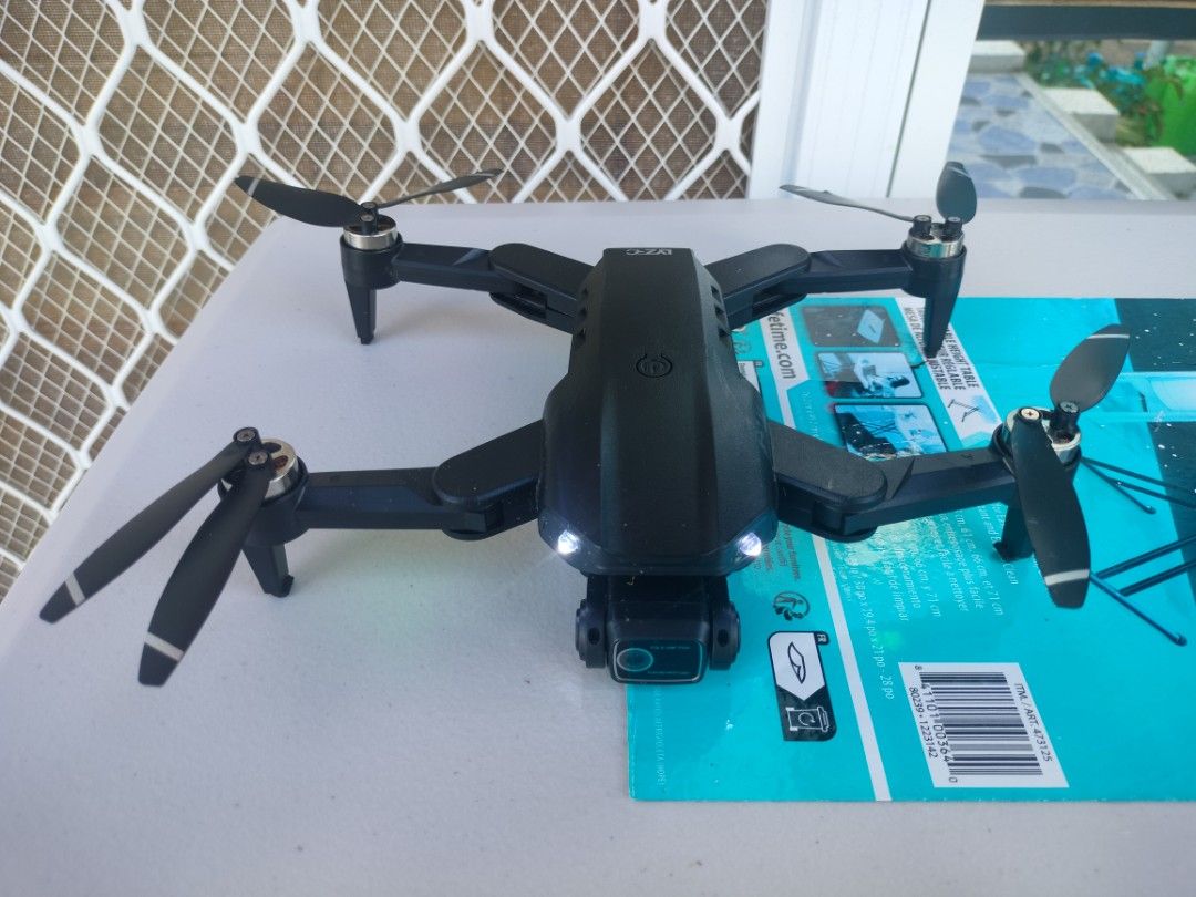 L900 pro drone (Category: Drones) located in Manila. Submitted by carylle_10 (Listing ID 1417606132, Image 3). Description: ₱3,000 fixed LYZRC Drone L900 Pro Comes with a carrying case, remote control, and extra propellers. (Search nyo na lang yung specs sa online) With minimal dents Pwedeng pang practice mag-drone Walang sample video kasi hindi marunong gumamit ng drone yung may-ari kaya binebenta kesa nakatambak lang dito. Tagaytay location Pic