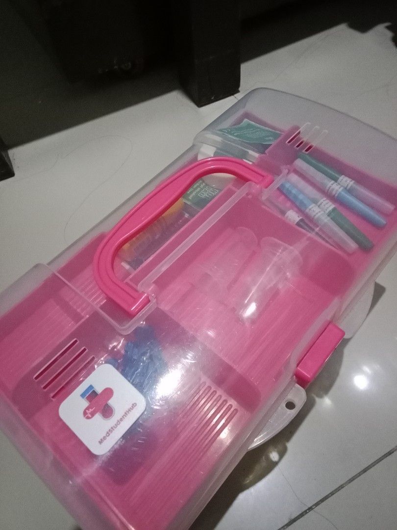 Medtech Phleb Kit (Category: Medical Supplies & Tools) located in Rodriguez. Submitted by lianauxxe (Listing ID 1417755917, Image 1). Description: Hi this is all New. Less 1-3cc syringe, 1 tourniquet, 1 red top tube..