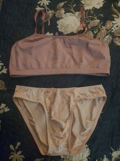 (Category: ) located in . Submitted by epinormous (Listing ID 1417812446, Image 1). Description: .