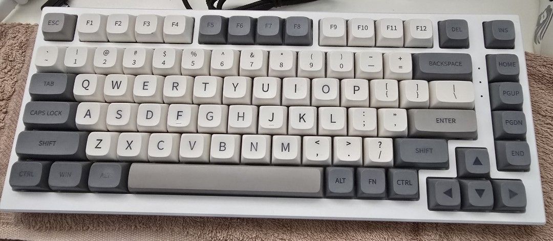Computer Keyboard Drawing White PCB issue - MonsGeek MG871 Mechanical Keyboard - White, Computers ...