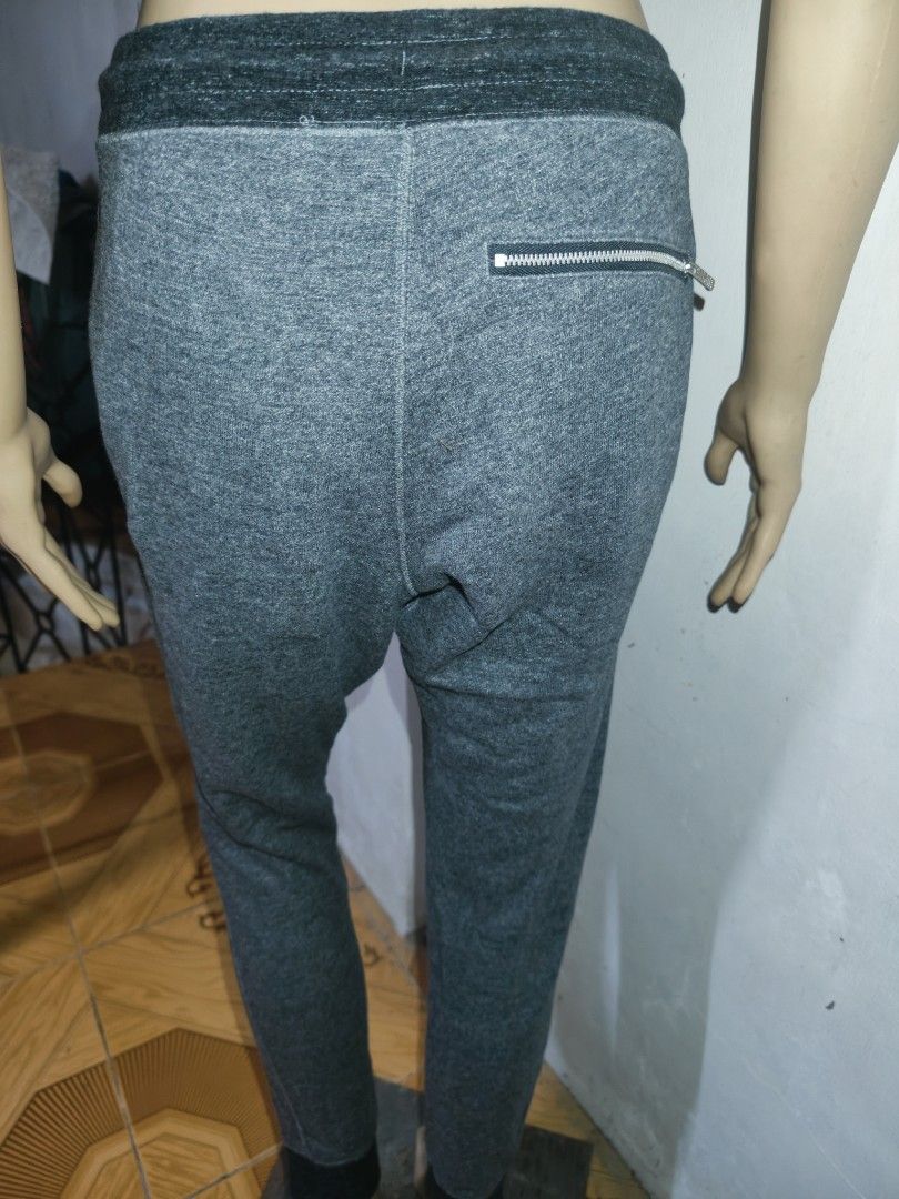Nike (Category: Other Bottoms) located in Caloocan City. Submitted by faithera0331 (Listing ID 1417799691, Image 3). Description: .