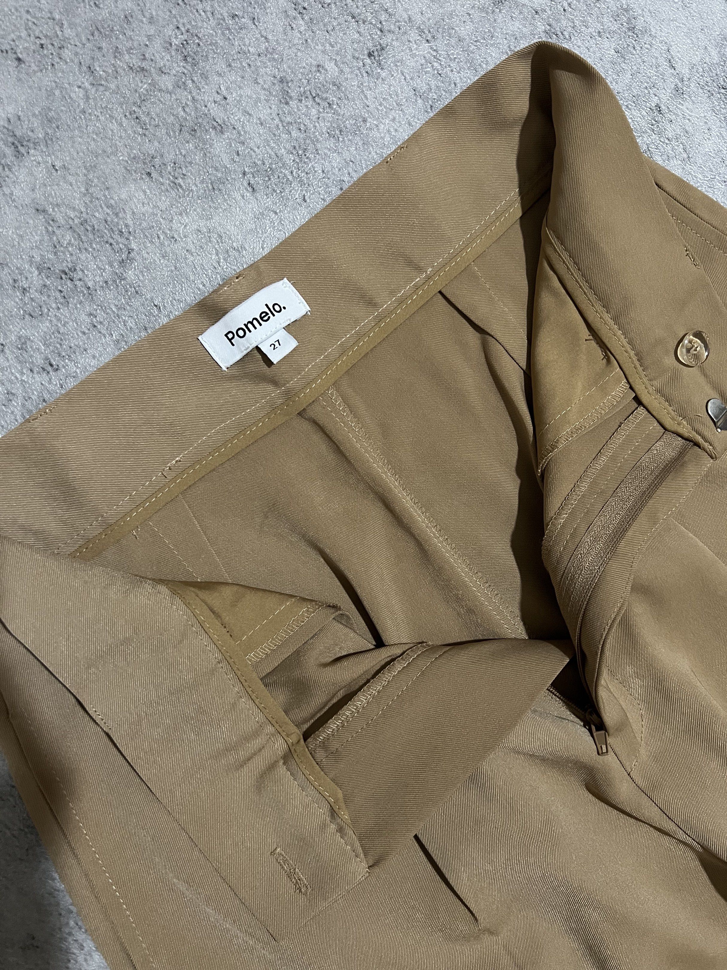 pomelo pleated flowy wide trousers - brown (Category: Other Bottoms) located in Bulacan. Submitted by modamuze (Listing ID 1417762489, Image 3). Description: 26-27” waist never been used hq!.