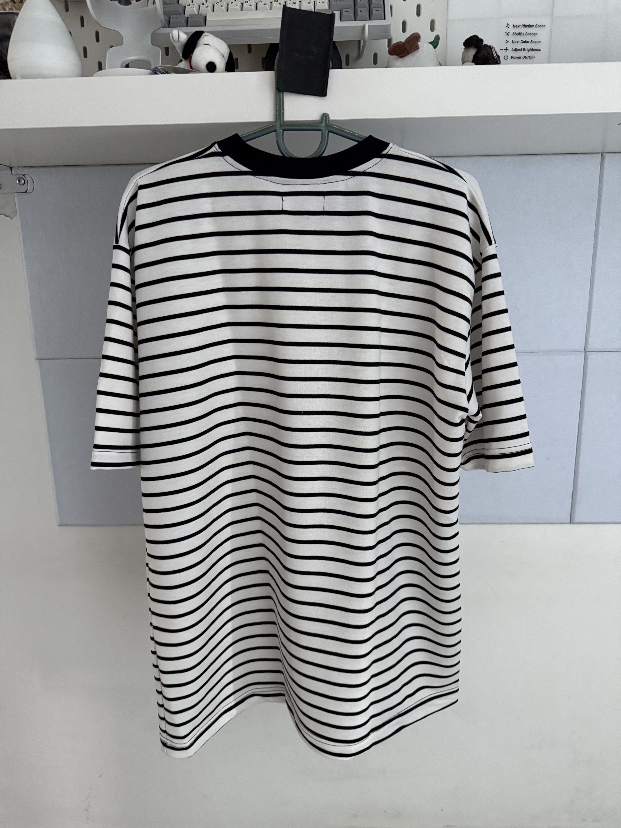 POYO Striped Oversized T-shirt (Category: Tshirts & Polo Shirts ) located in Manila. Submitted by vinro (Listing ID 1417707672, Image 2). Description: SIZE : OVERSIZED SMALL Authentic and Legit - Oversized black and white striped t-shirt - Classic design - Round neck with black collar - Short sleeves - Made from comfortable fabric - Features PO-YO logo - Versatile for casual outfits RFS : too big for me .