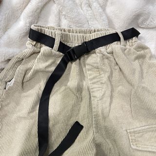 由 cheeeeeenn (刊登 ID 1417744972，圖片 1) 提交，位於 的 (類別：)，說明：。