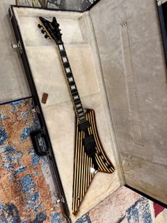 (Category: ) located in . Submitted by fretboardsurfer (Listing ID 1417755552, Image 1). Description: .