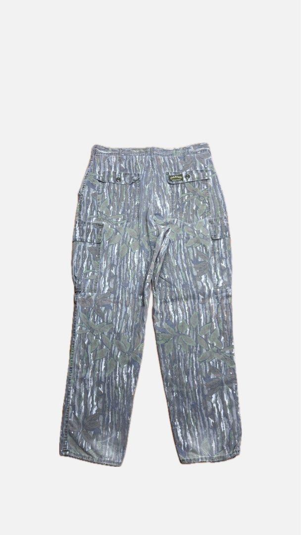 REALTREE PANTS (Category: Jeans) located in Manila. Submitted by owner4garmen.story (Listing ID 1417658710, Image 2). Description: REALTREE CARGO PANTS Dimension Measurement Waist: 36 Length: 45 Leg opening: 8.5 .
