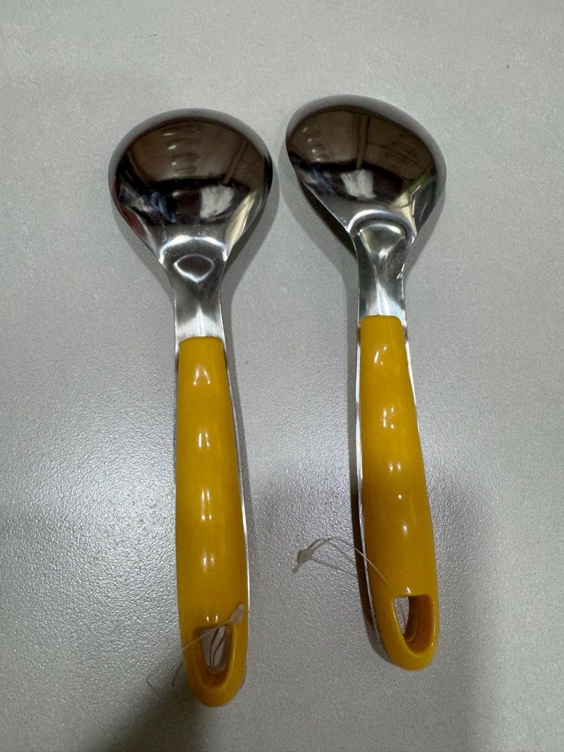 Rice scooper/serving spoon (Category: Dinnerware & Cutlery) located in Manila. Submitted by chinchinshaven (Listing ID 1417628725, Image 2). Description: 10 inches long 2 pcs available .