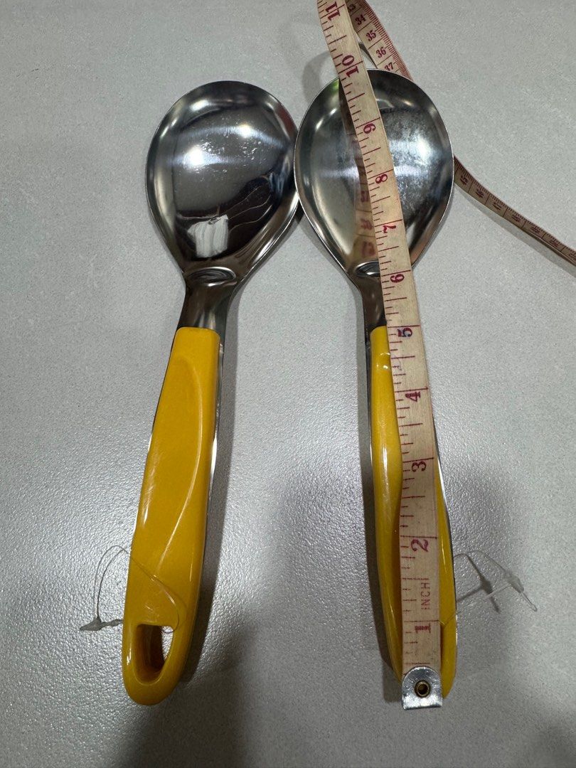 Rice scooper/serving spoon (Category: Dinnerware & Cutlery) located in Manila. Submitted by chinchinshaven (Listing ID 1417628725, Image 3). Description: 10 inches long 2 pcs available .