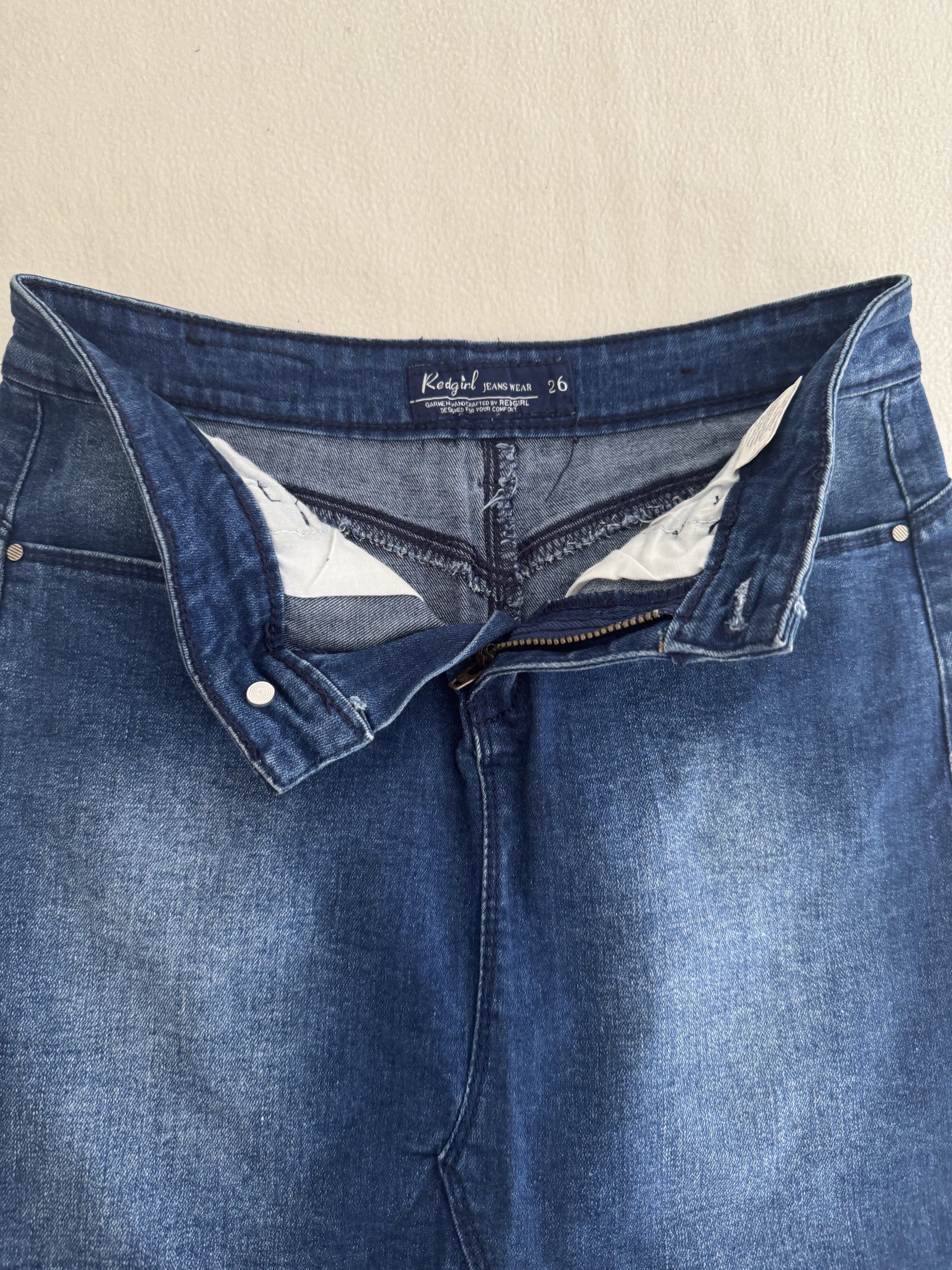 Roxiebl Denim Skirt Size 26 (Category: Skirts) located in Davao. Submitted by ann8835 (Listing ID 1417629484, Image 3). Description: - Roxiebl denim skirt - Size 26 - Classic design - Button and zipper closure - Raw hem - Medium wash denim.