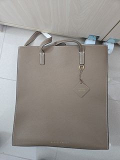 （分類：）位於 。 由 fun13898 提交（商品編號 1417685312，圖片 1）。簡介： 。
