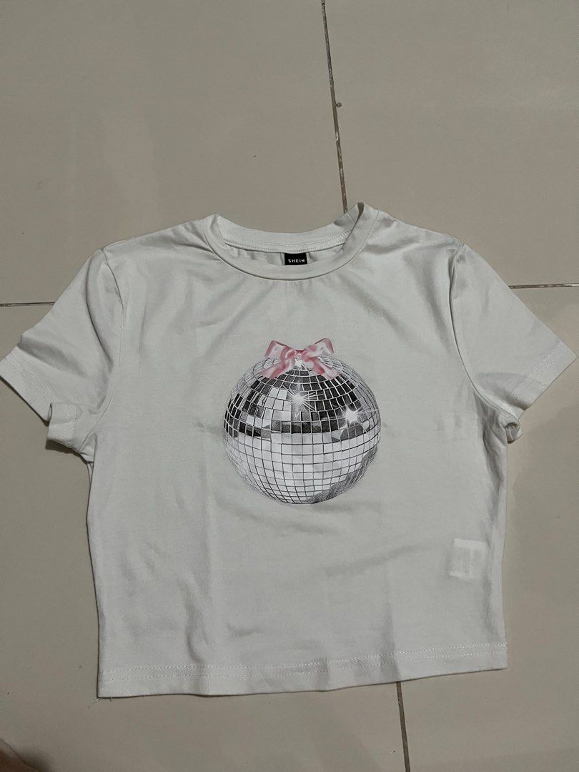 Shein Cropped Top Coquette (Category: Shirts) located in Manila. Submitted by rainbowdash13 (Listing ID 1417809009, Image 1). Description: - xs - used twice.