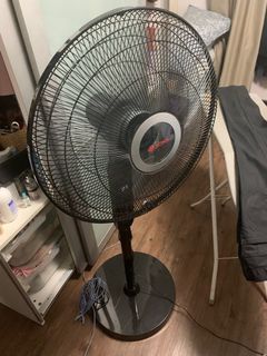 (Category: ) located in . Submitted by chewtomyam (Listing ID 1417607222, Image 1). Description: .