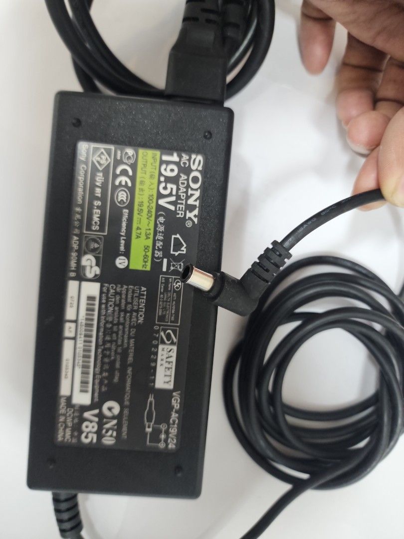 Sony AC Adapter 19.5V VGP-AC19V24441435091675402242