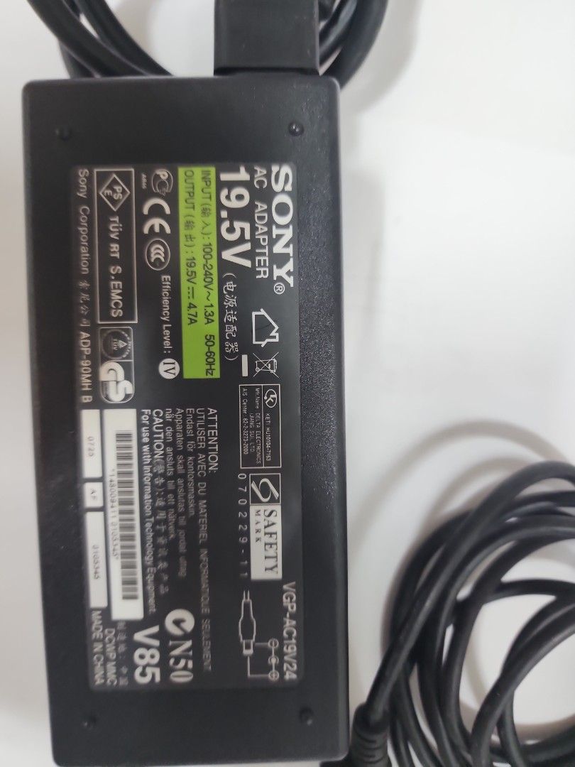 Sony VGP-AC19V24 AC Adapter441431571605104642