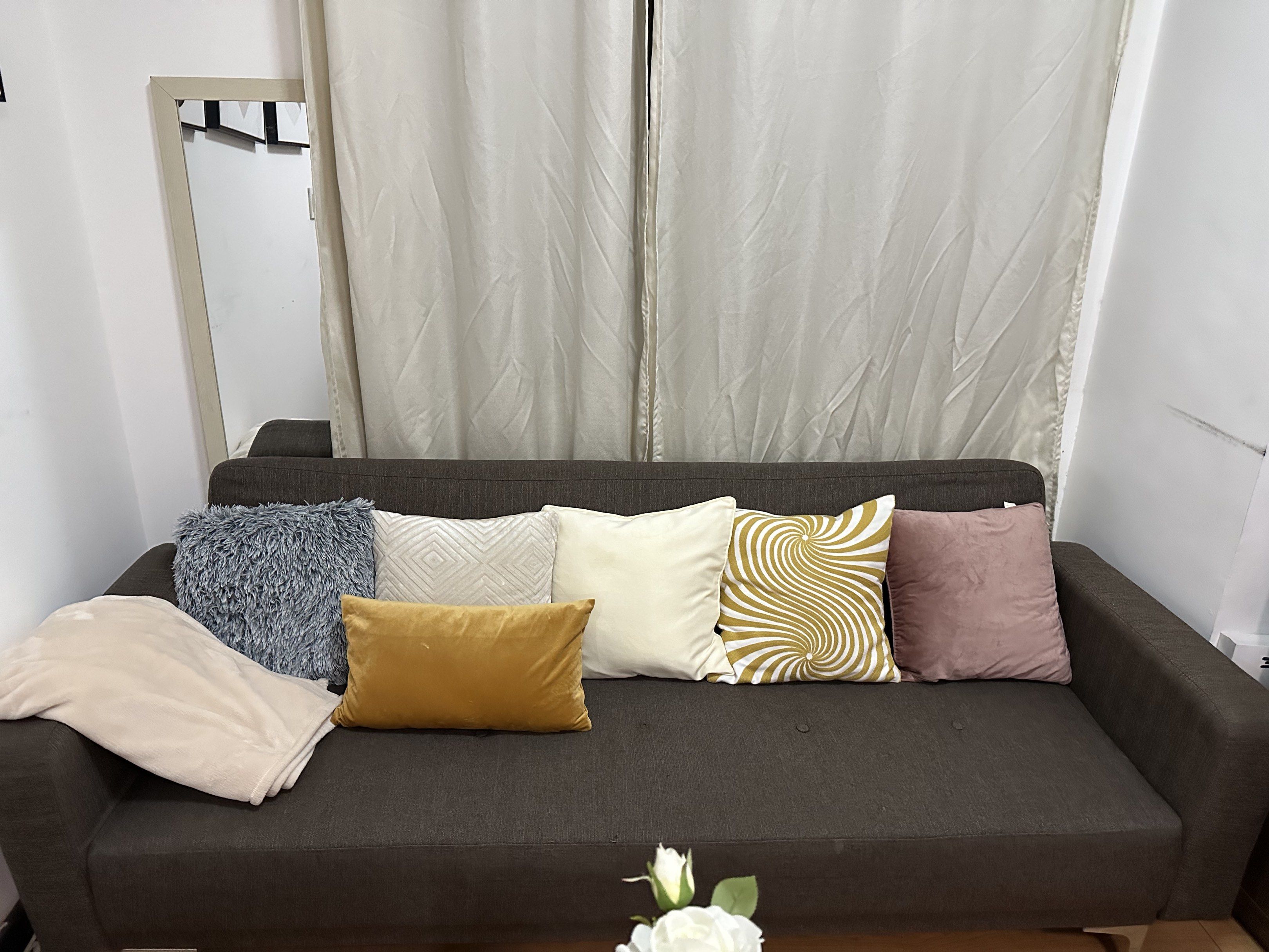 Stylish Brown/Gray 3-Seater Sofa Bed (Category: Sofas) located in Quezon City. Submitted by ina517 (Listing ID 1417737469, Image 2). Description: Why you’ll love it: • 3-seater, spacious – kasya family or barkada • Sofa bed – madaling i-convert for overnight guests • Neutral gray color – bagay sa minimalist, modern, or cozy homes • Malinis at well-maintained – alagang-alaga, no issues • Comfortable cushions – pang-relax after a long day • Lifesty