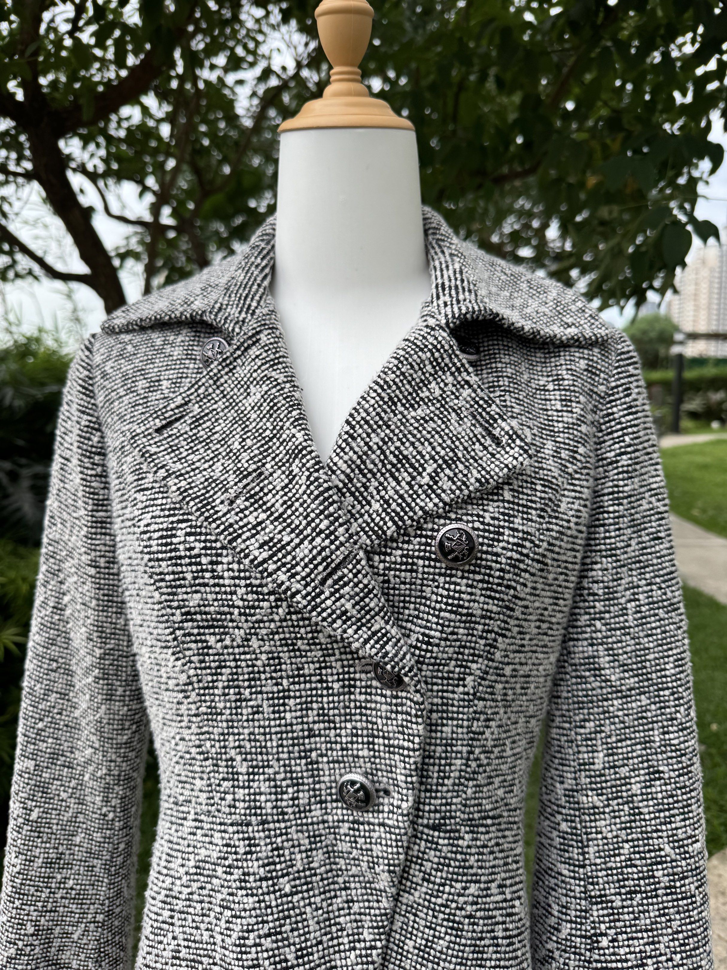 The Modern Monochrome Peplum Blazer (Category: Coats, Jackets and Outerwear) located in Makati City. Submitted by stylebliss (Listing ID 1417630523, Image 3). Description: Make a statement with this Avant-Garde Salt & Pepper Tweed Blazer. The unique asymmetric front and curved peplum hem create a stunning hourglass silhouette that transitions perfectly from “Boss Girl” office wear to high-fashion evening events. A true standout piece for those wh