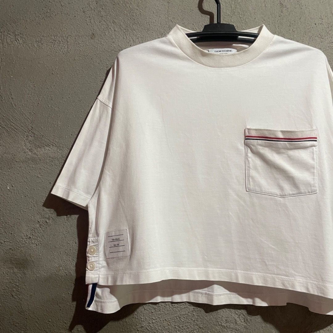 Thom Browne Oversided Croptop Tshirt (Category: Luxury Apparel) located in Bacolod City. Submitted by cast.archives (Listing ID 1417616552, Image 2). Description: Thom Browne Oversided Croptop Tshirt Authentic Tagged size: 38 Size: Large Condition: Very good Flaw: Need wash only.