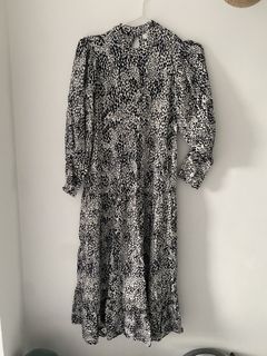 （分類：）位於 。 由 nouragk 提交（商品編號 1417740298，圖片 1）。簡介： 。
