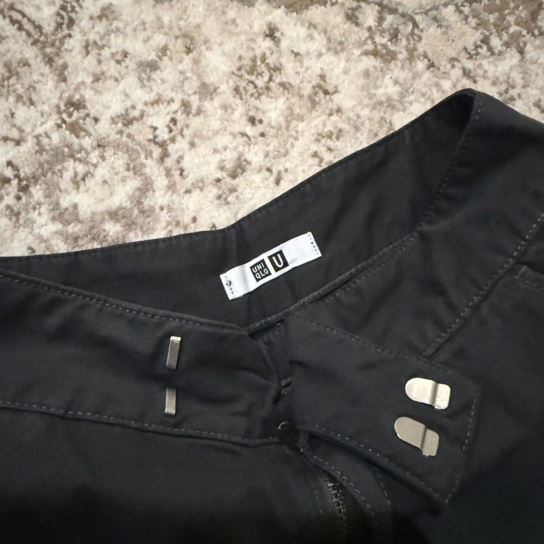 Uniqlo U Black Maxi Skirt (Category: Skirts) located in Las Pinas. Submitted by lufstruck (Listing ID 1417783387, Image 2). Description: .