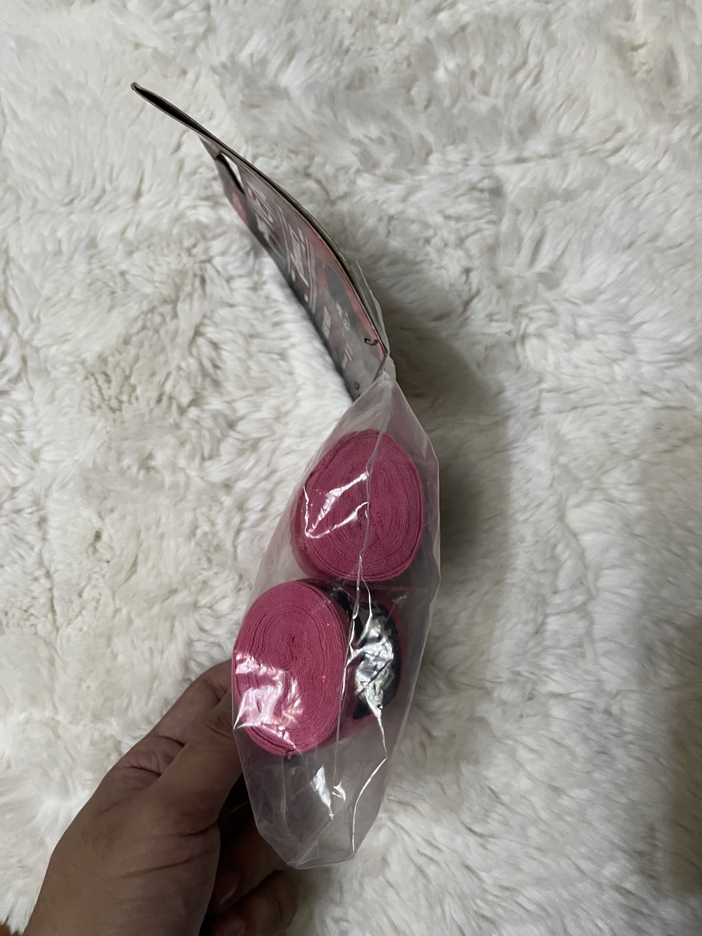 Venum Kontact Pink Boxing Handwraps (Category: Activewear) located in Cavite. Submitted by _solidolo (Listing ID 1417636837, Image 3). Description: brand new.