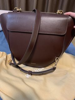 （分類：）位於 。 由 chanannaanna 提交（商品編號 1417681876，圖片 1）。簡介： 。