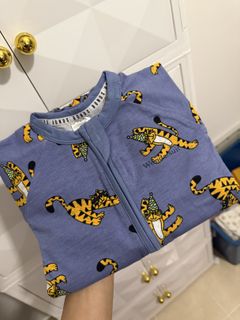 (Category: ) located in . Submitted by prelovedonthego (Listing ID 1417654179, Image 1). Description: .