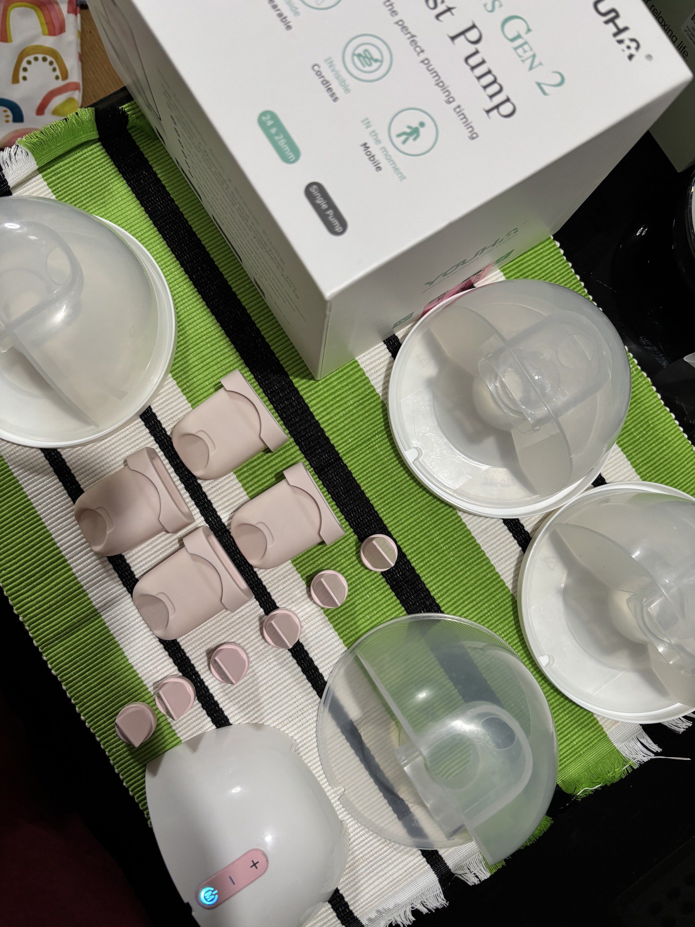 Youha The INs Gen 2 Breast Pump (Category: Breastfeeding & Bottle Feeding) located in Butuan. Submitted by ronapreloveditems (Listing ID 1417756380, Image 3). Description: Without silicon flange.