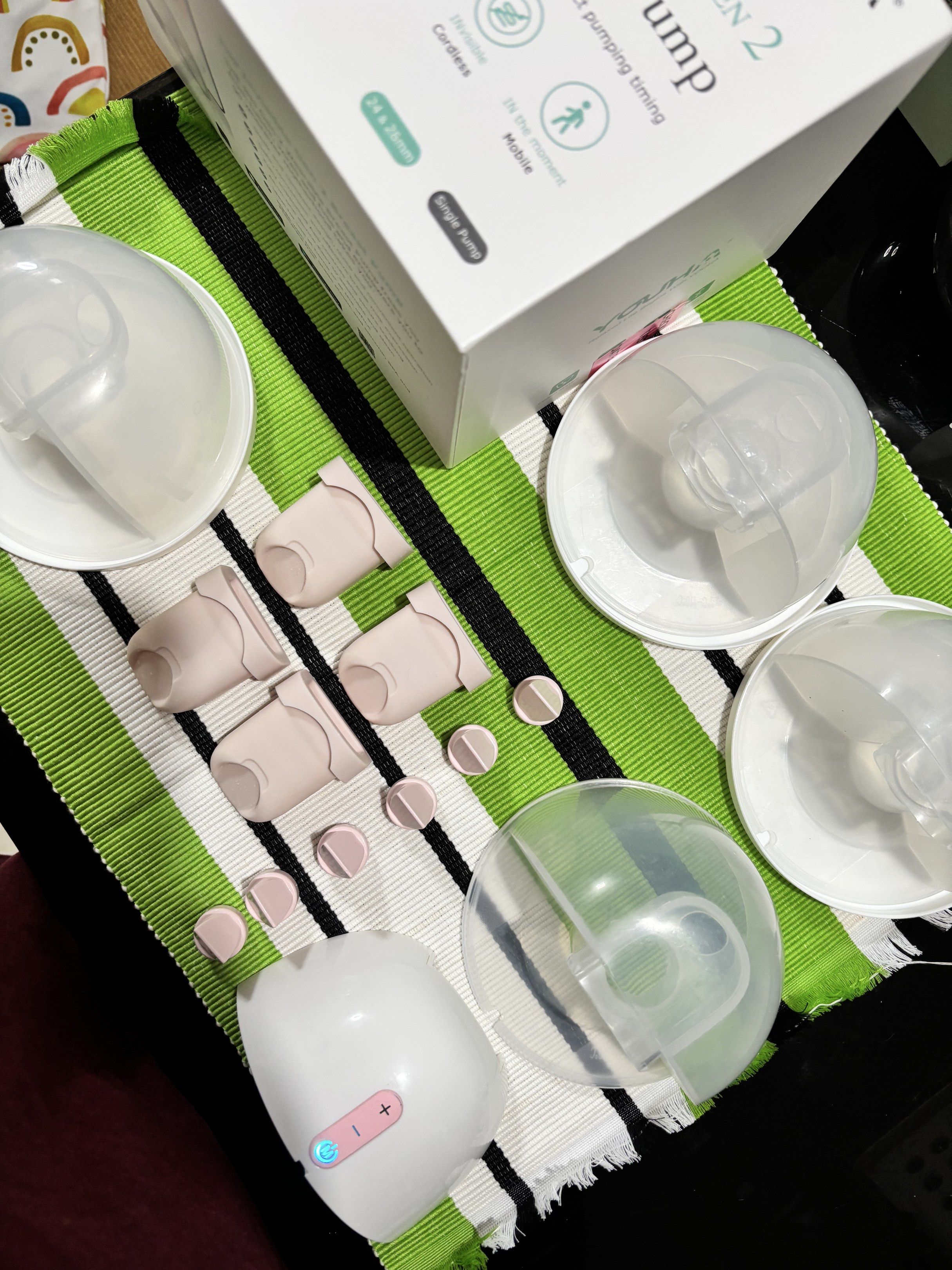 Youha The INs Gen 2 Breast Pump (Category: Breastfeeding & Bottle Feeding) located in Butuan. Submitted by ronapreloveditems (Listing ID 1417756380, Image 2). Description: Without silicon flange.
