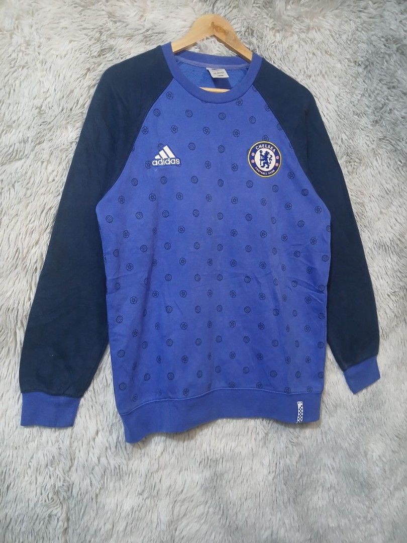 ADIDAS CHELSEA SWEATSHIRT (Category: Coats, Jackets and Outerwear) located in Baguio. Submitted by shrrylsales (Listing ID 1417924859, Image 2). Description: EXCELLENT CONDITION COLOR RATE:9.5/10 SIZE LARGE 28*21.