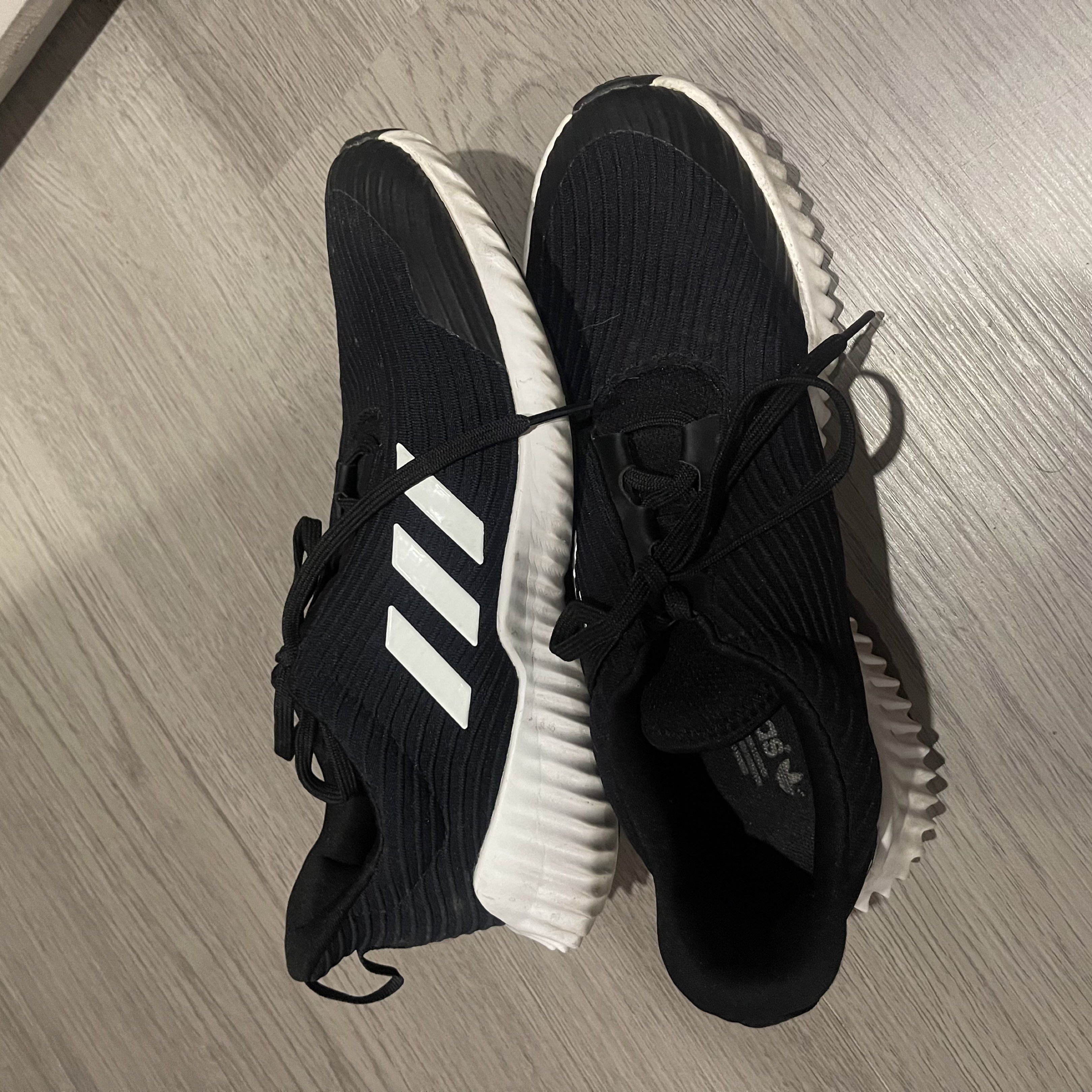 adidas fortarun (Category: Sneakers) located in Paranaque City. Submitted by thriftcs (Listing ID 1417934761, Image 1). Description: adidas fortarun men’s us 6 (fit to 37.5 wmns) no issues, original (ART AH2619 on tag) no box included ₱1500.