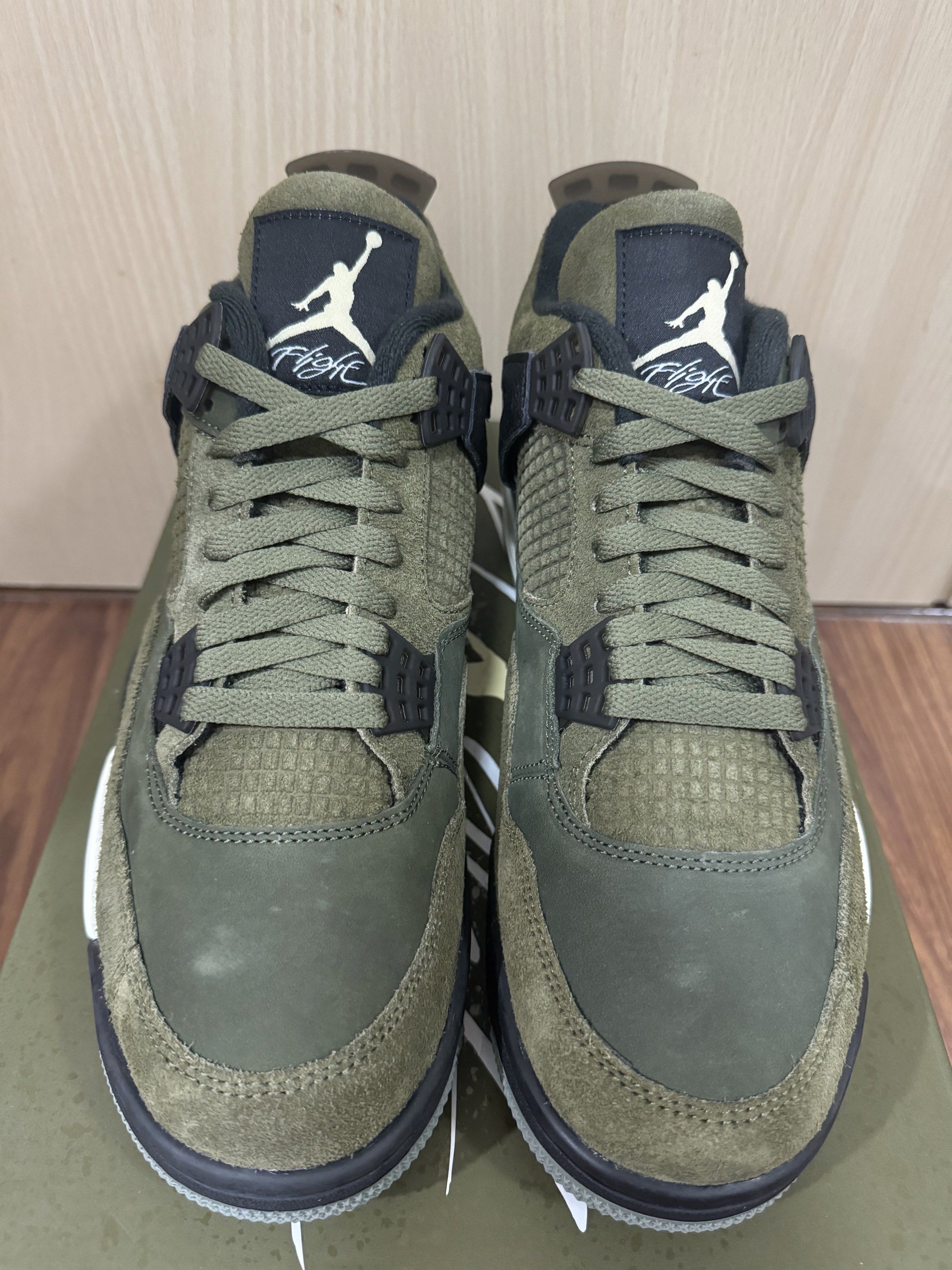 Nike Air Jordan 4 Retro SE Craft Medium Olive (Category: Sneakers) located in Manila. Submitted by docaldwinco (Listing ID 1417975045, Image 3). Description: Nike Air Jordan 4 Retro SE Craft Medium Olive Size 9.5 US Mens Brand new, never fitted Complete with original box, paper inserts and receipt from Titan Selling for 9499 only (below SRP of 11,395) Price is negotiable for sure buyers Message me.