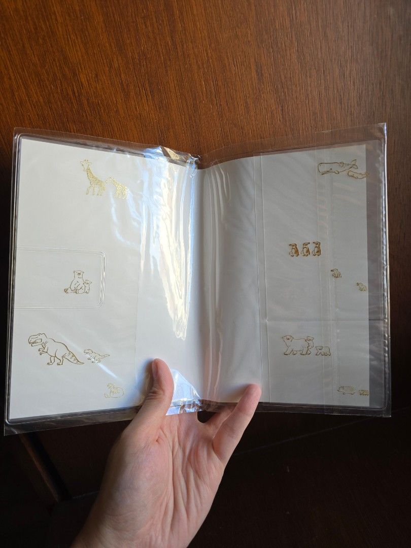 B6 Notebook Cover (Category: Stationery & School Supplies) located in Taguig. Submitted by erichabeee (Listing ID 1417849588, Image 2). Description: Fits B6 notebooks. Bought from Loft. Sealed, unused. RFS: Downsizing. MOP: BPI, Gcash, Gotyme, etc.